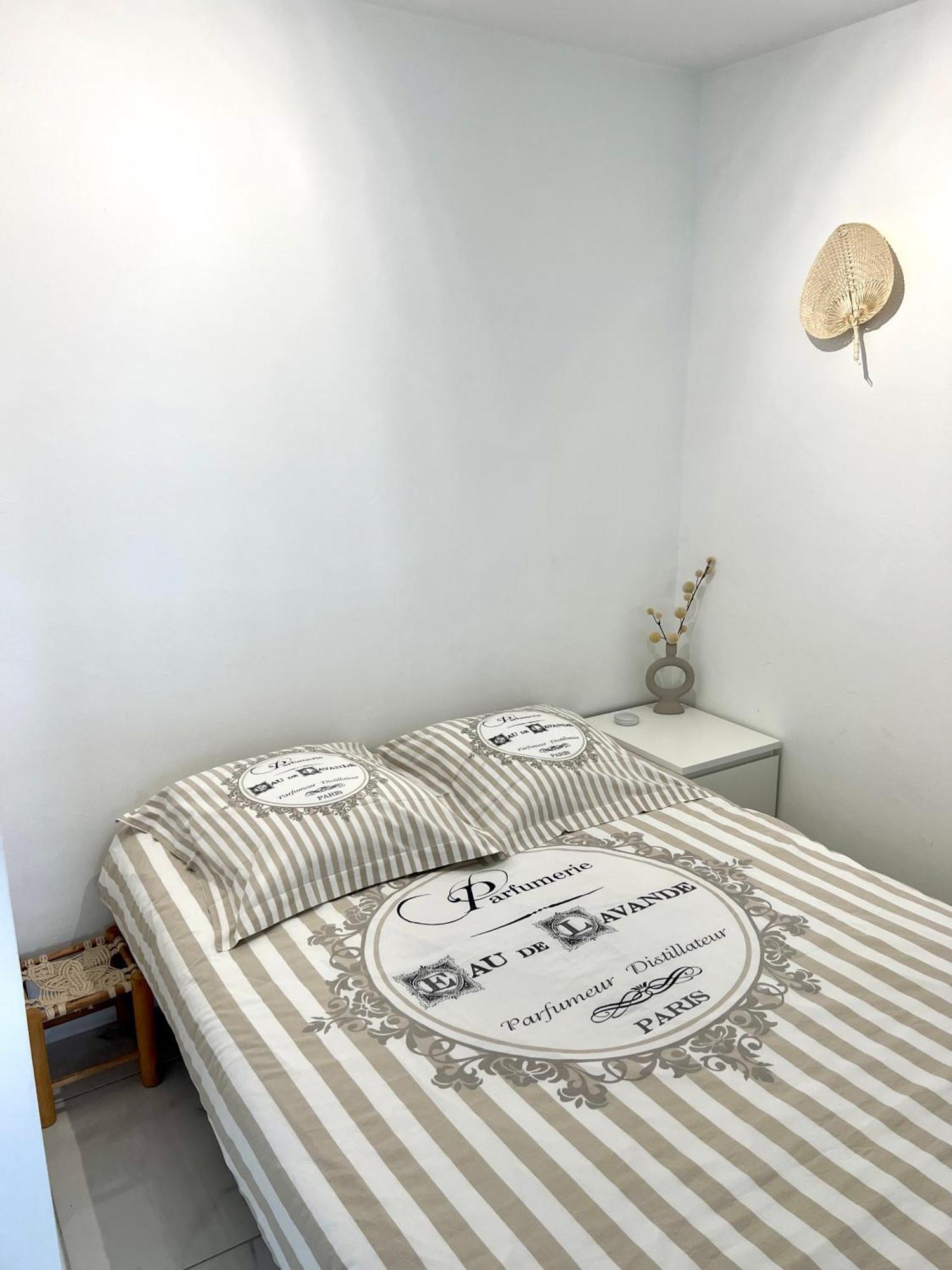 Studio 4 Couchages A 12 Min De La Plage A Pied Avec Wifi, Le Parking, Linge De Lits, Et Serviettes Sont En Option Antibes Exterior photo